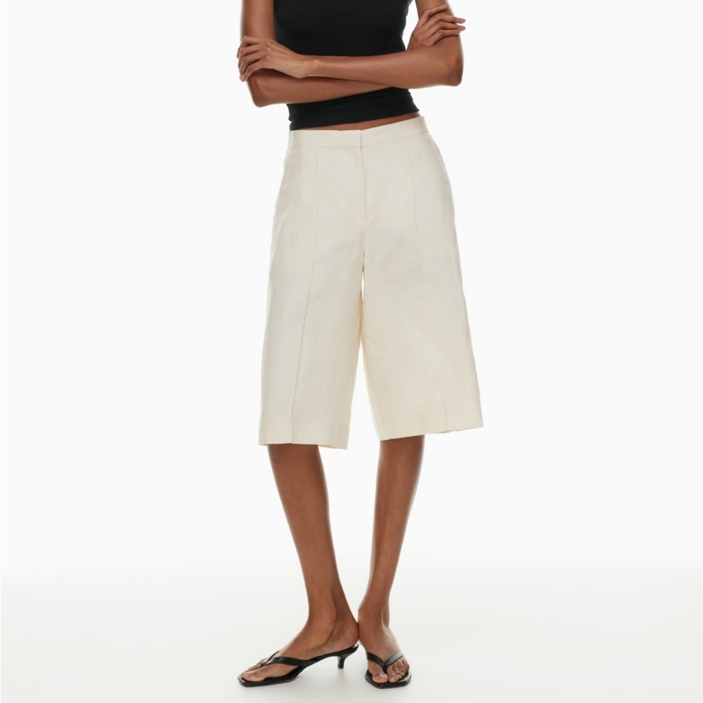 Aritzia Groundbreaker Linen Capri size 8 Birch